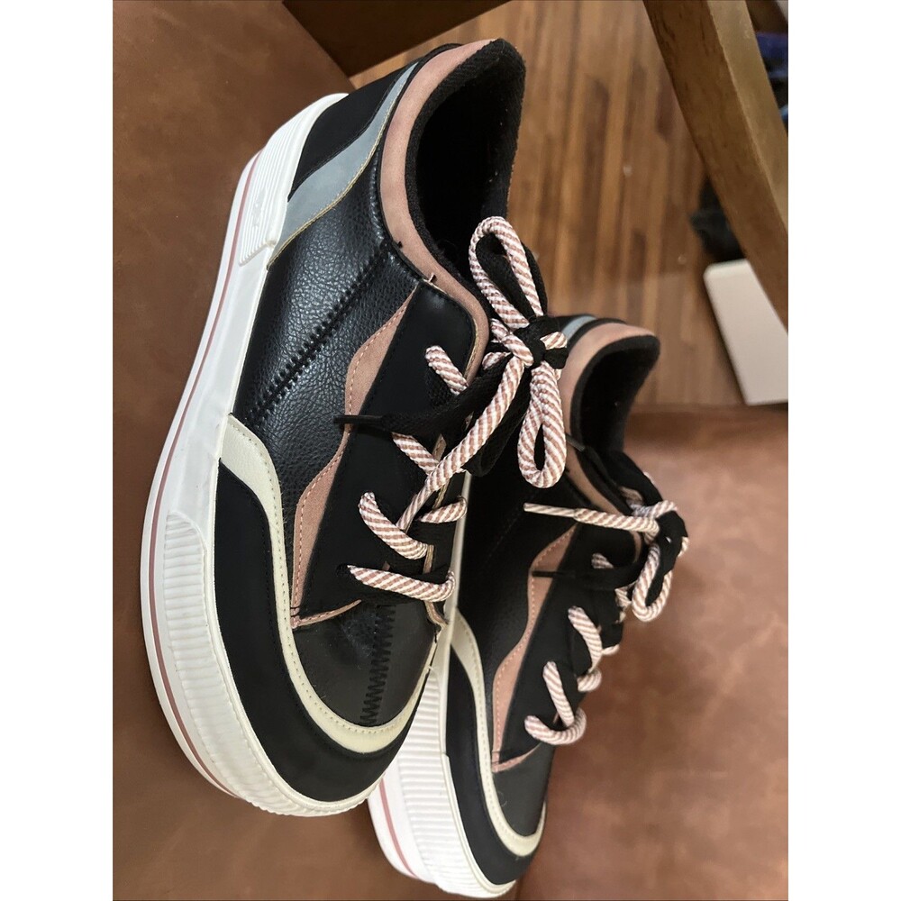 Women’s Rocket Dog Color Block Platform Sneakers Women’s Size 7.5
